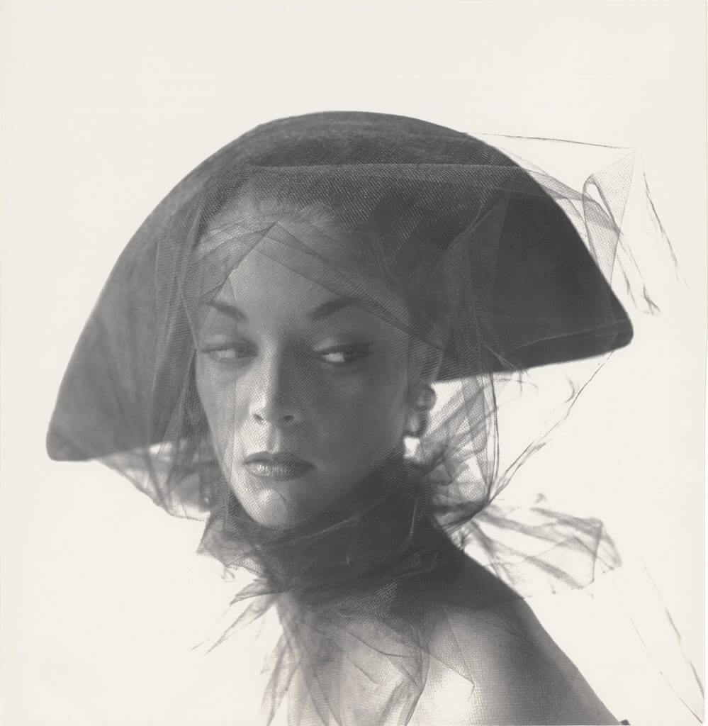 Irving Penn, Girl in veiled hat (Jean Patchett), New York, 1949 © The Irving Penn Foundation.
