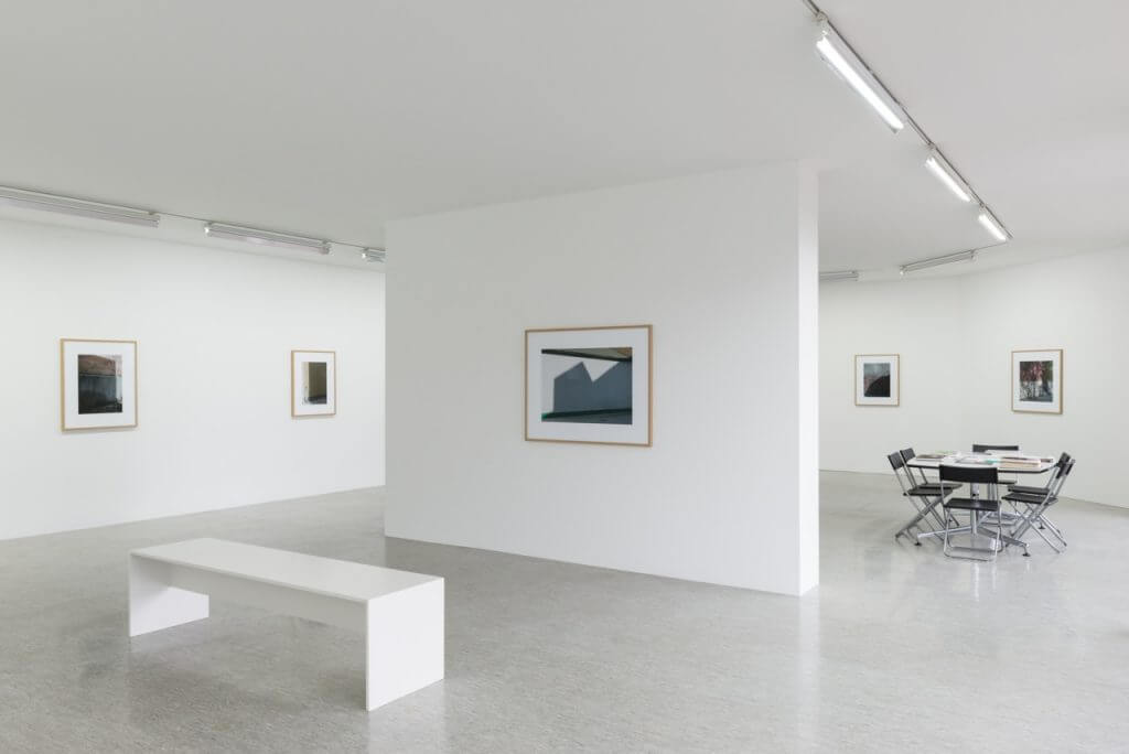 Ausstellungsansicht: Oliver Boberg "Letzten Sommer", Oechsner Galerie. Foto: Annette Kradisch