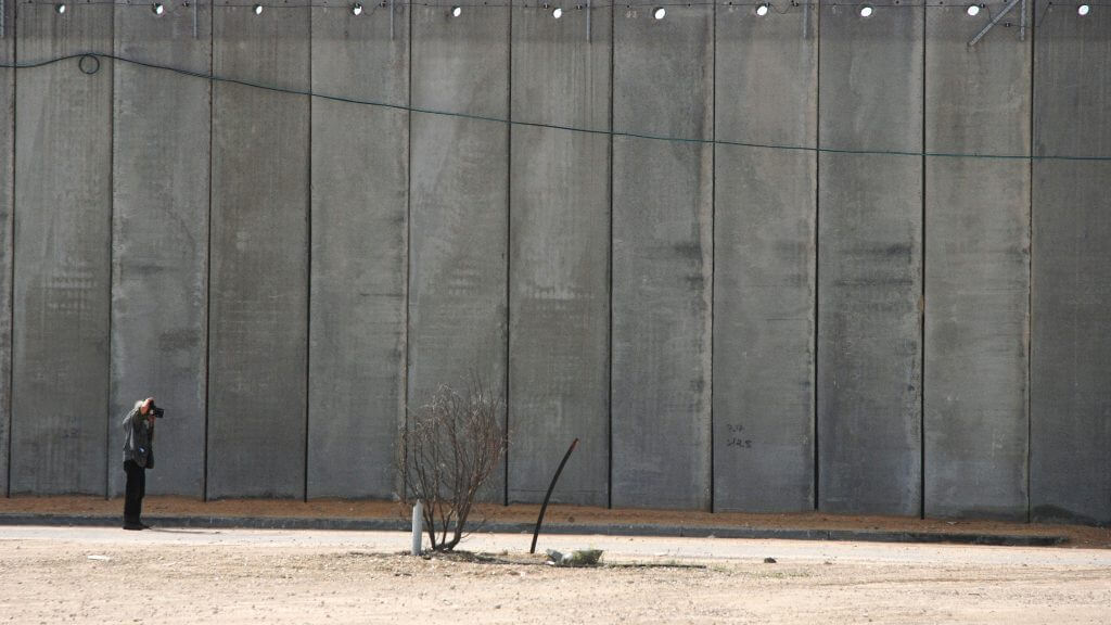 Koudelka Shooting Holy Land © Gilad Baram