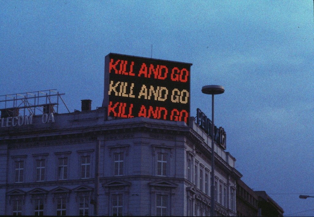Peter Friedl, Video-Still aus „Kill and Go“ (1995)
